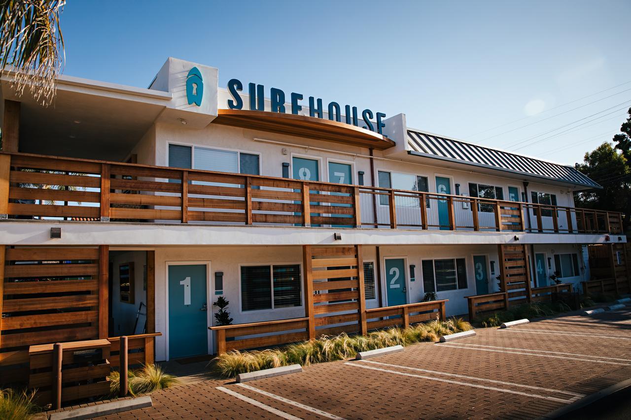 恩西尼塔斯 Surfhouse汽车旅馆 外观 照片