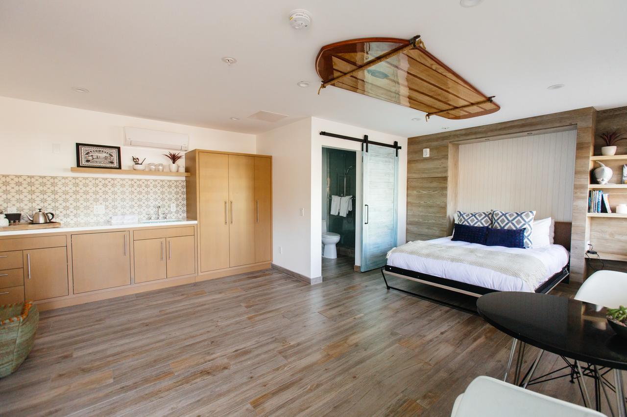 恩西尼塔斯 Surfhouse汽车旅馆 外观 照片