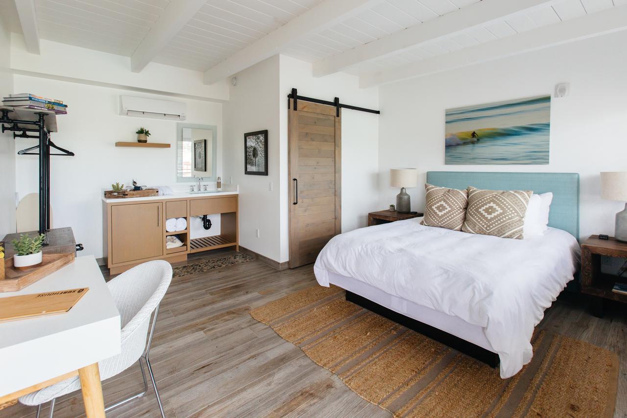恩西尼塔斯 Surfhouse汽车旅馆 外观 照片