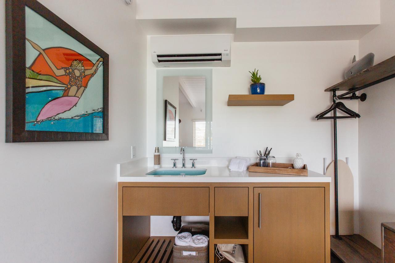 恩西尼塔斯 Surfhouse汽车旅馆 外观 照片
