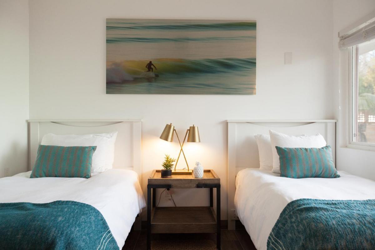 恩西尼塔斯 Surfhouse汽车旅馆 外观 照片