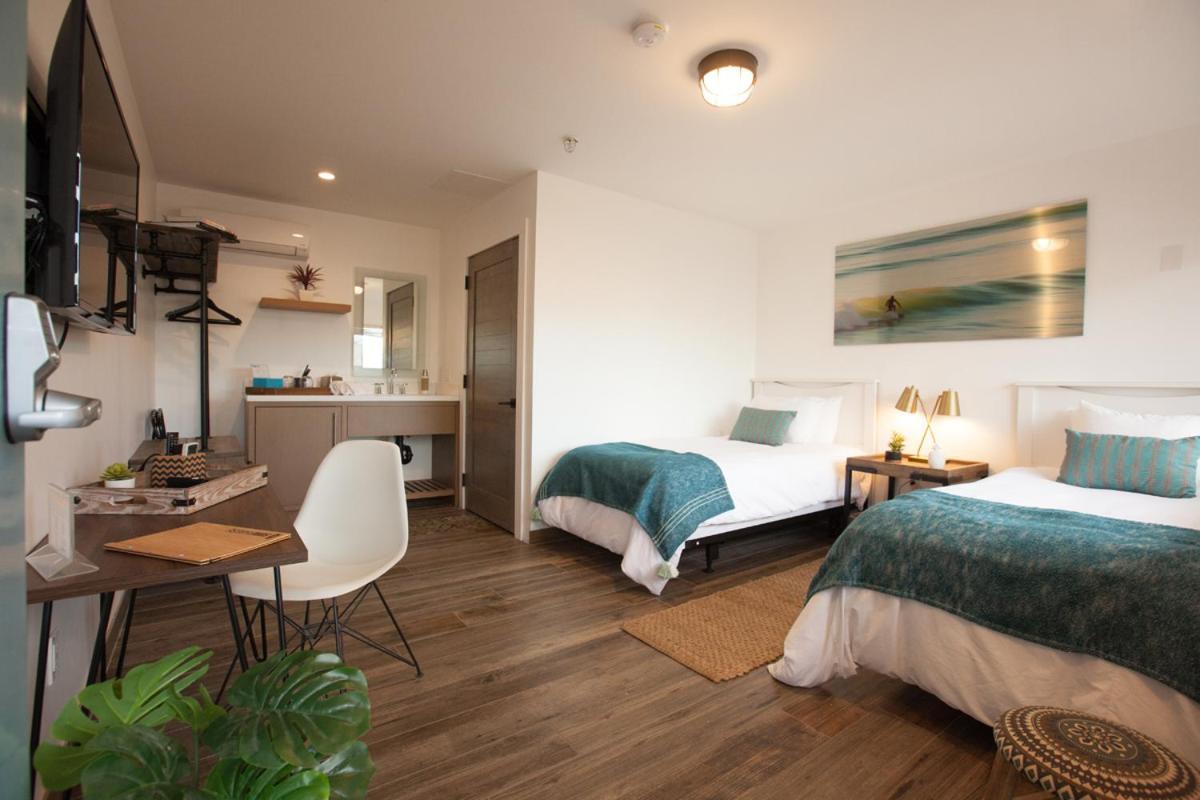 恩西尼塔斯 Surfhouse汽车旅馆 外观 照片
